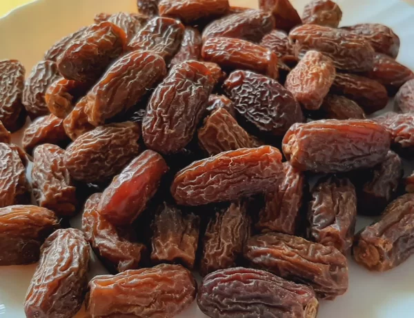 Black Dry Dates Kala/ Sukha chhohara Dry Dates (1 kg)