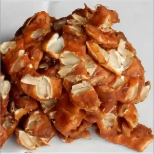 Tamarind / Imli / emali / Imali, 200g Filbert Nuts (200 g)